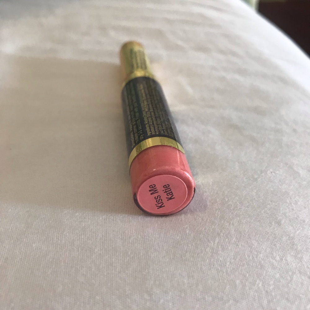 KISS ME KATIE LipSense lip color